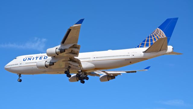 Boeing 747-400 (N174UA) - United Airlines 747-400 at Sacramento Mather Airport. Arrived as UAL2267 from KSFO. Departed as UAL2244 for KCLE. 