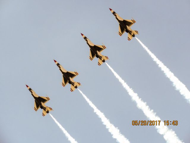 Lockheed F-16 Fighting Falcon (92-3898)