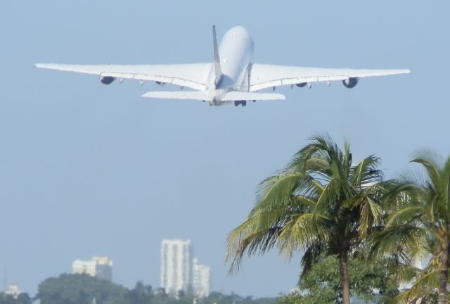 Airbus A380-800 (D-AIMK) - Liftoff