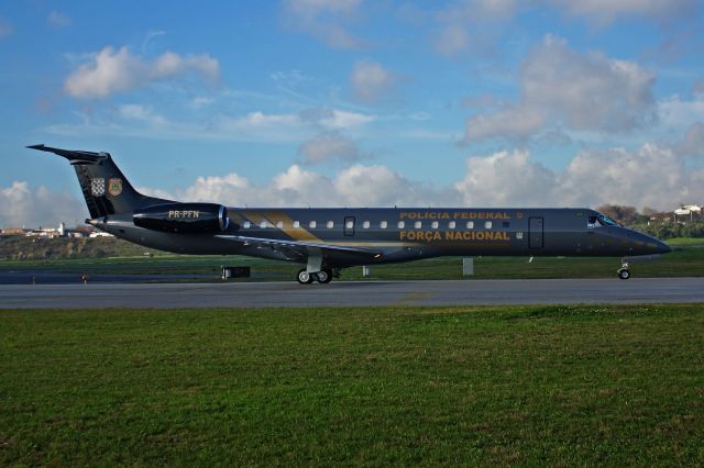 Embraer ERJ-145 (PR-PFN)