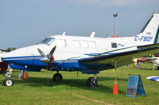 Beechcraft Queen Air (65) (C-FBOY) - AirVenture 2014