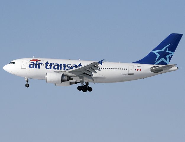 Airbus A310 (C-FDAT)