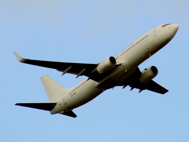 Boeing 737-800 (9Y-MBJ)