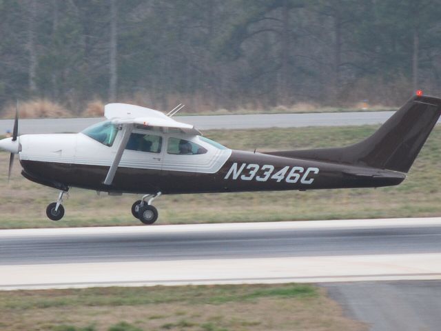 Cessna Skylane (N3346C) - Departing runway 20 - 3/18/09