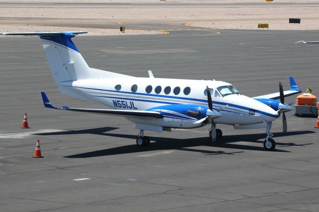 Beechcraft Super King Air 200 (N551JL)