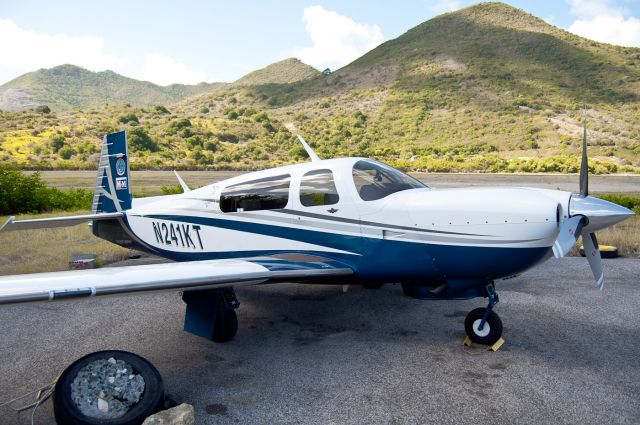 Mooney M-20 (N241KT)