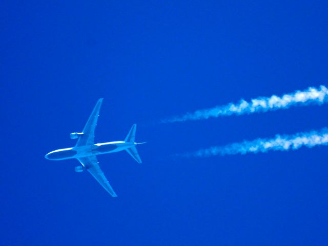 BOEING 767-200 (N714AX) - ATN3240br /RFD-IAHbr /09/22/21