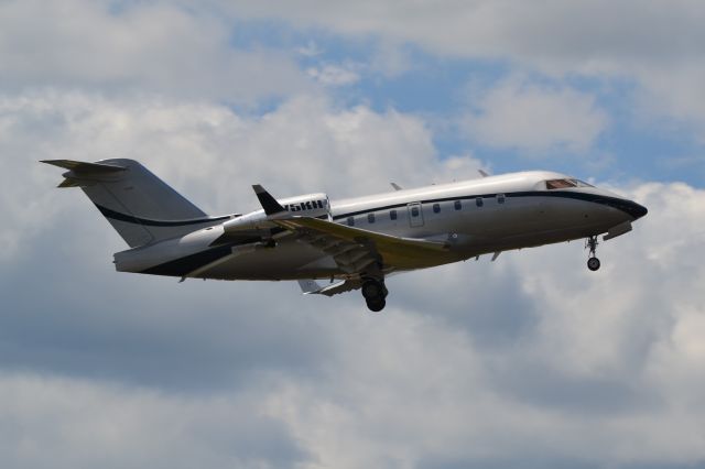 Canadair Challenger (N75KH) - 75 EXPRESS INC (Kenny Habul) departing KCLT - 5/6/21