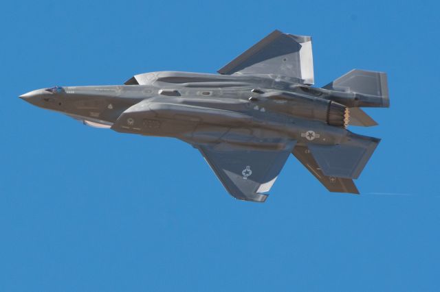 Lockheed F-35C — - F35 showing off over Tucson AZ.