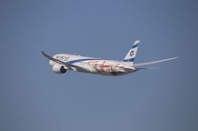 Boeing 787-9 Dreamliner (4X-EDD)