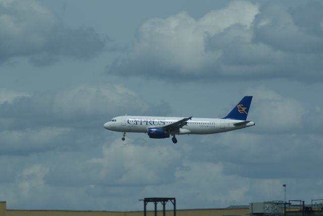 Airbus A320 (5B-DCJ) - Cyprus Airways A320-232 cn2108 Arr RWY27R