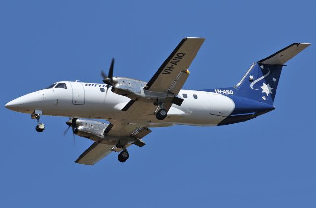 Embraer EMB-120 Brasilia (VH-ANQ)