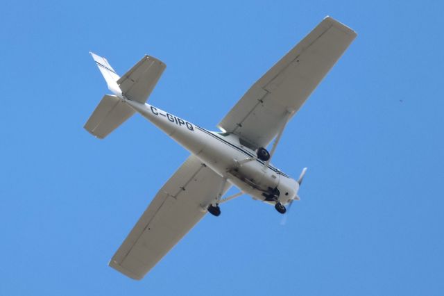 Cessna Commuter (C-GIPQ) - C-GIPQ Cessna 150-M Ecole de Pilotage de Montreal Inc.Altitude 792 Mètres Vitesse 173 Km/H Survolant la ville de Lavaltrie QC. le 12-05-2024 à 14:22.