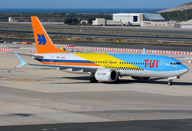 Boeing 737 MAX 8 (D-AMAH)