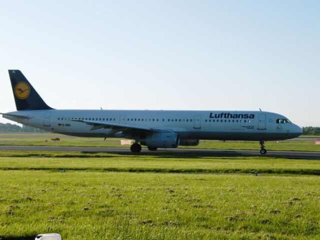 Airbus A321 (D-AIRL)