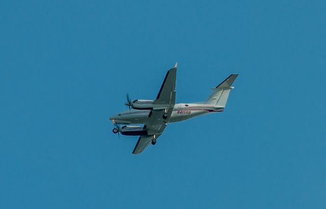 Beechcraft Super King Air 200 (N415RB)
