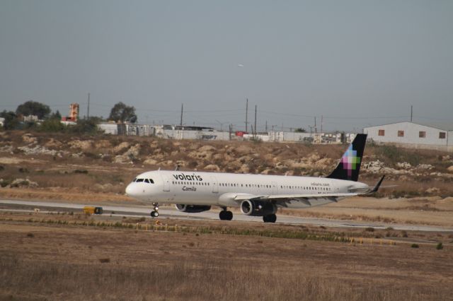 Airbus A321neo (XA-VLV) - HOLD TO 27 MMTJ