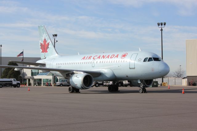 Airbus A319 (C-GBHY)