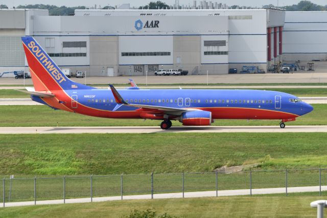 Boeing 737-800 (N8623F) - 08-29-22