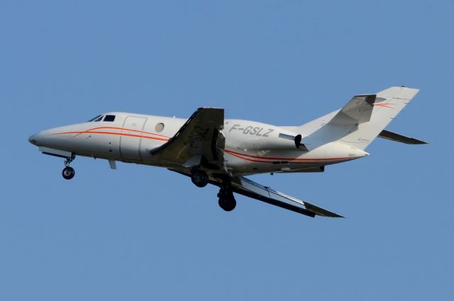 Dassault Falcon 10 (F-GSLZ) - THS Helicopters