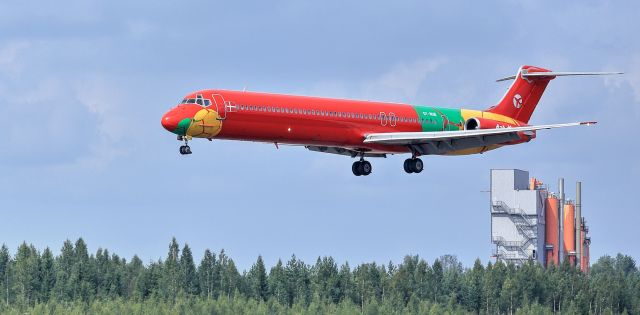 McDonnell Douglas MD-83 (OY-RUE)