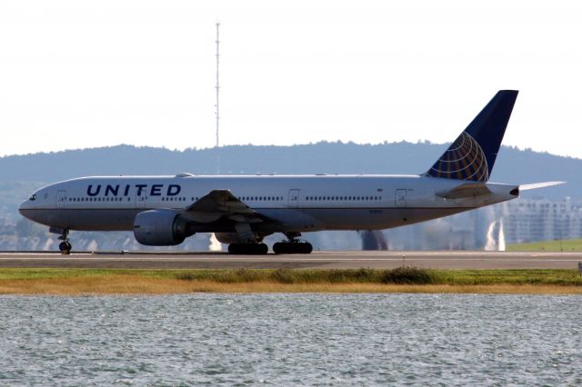 Boeing 777-200 (N78002) - This United B777-200 taxis for departure from BOS to PVD to pick up the New Orleans Saints who played the Patriots on 9/26/21. 