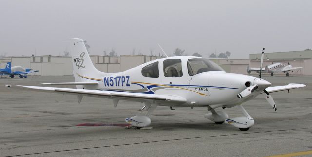 Cirrus SR-22 (N517PZ) - Photo credit: George Goebel.  Public domain.