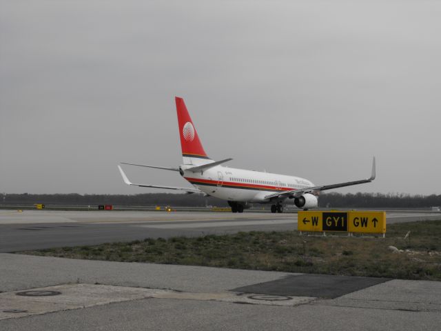 Boeing 737-700 (EI-FFK)