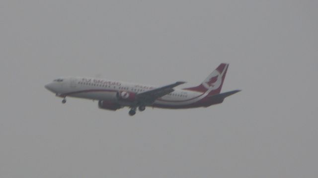 BOEING 737-400 (JY-JAQ) - Arriving from Baghdad