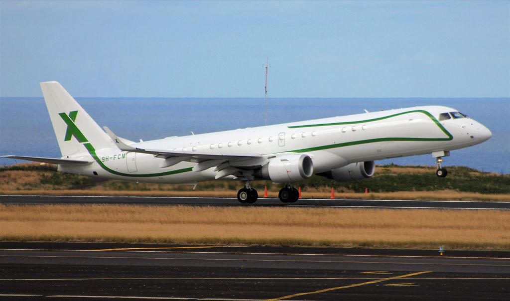 Embraer ERJ-190 (9H-FCM) - 23-03-2020 Aeroporto de Santa Maria - Açores