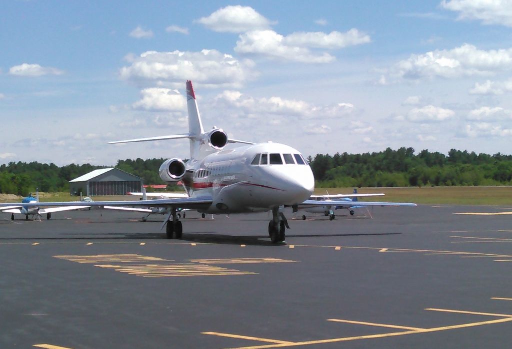 Dassault Falcon 900 — - Falcon 900 at Orange