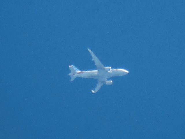 Airbus A319 (N9004F)