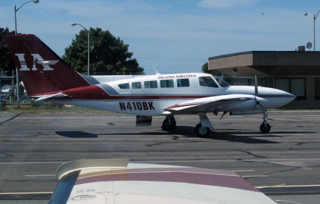 Cessna 402 (N410BK)