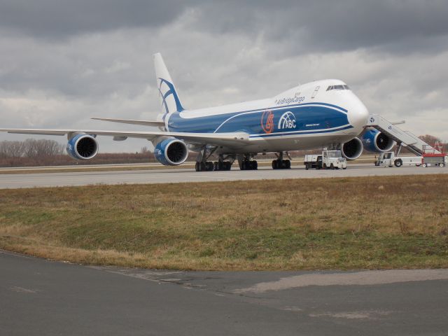 BOEING 747-8 (VQ-BVR)