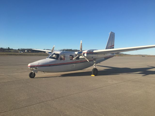 Aero Commander 500 (N6287X)