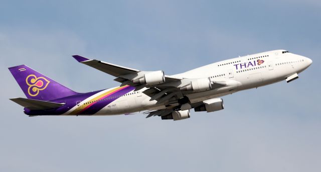 Boeing 747-400 (HS-TGT) - Departing 34L