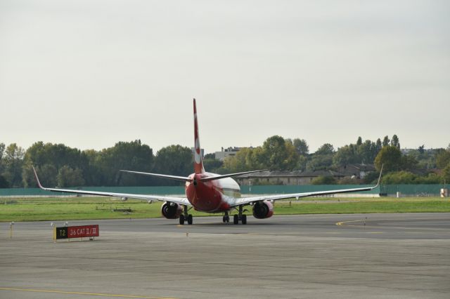 Boeing 737-700 (D-ABML)