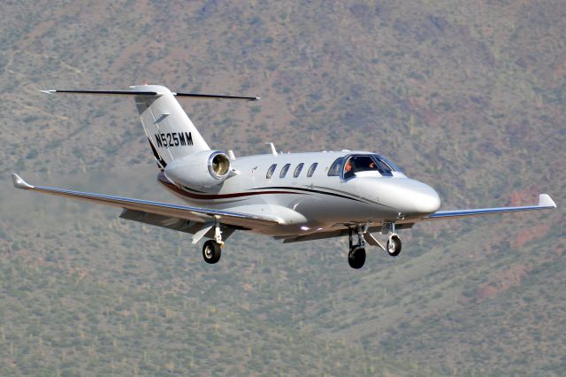 Cessna Citation CJ1 (N525MM)