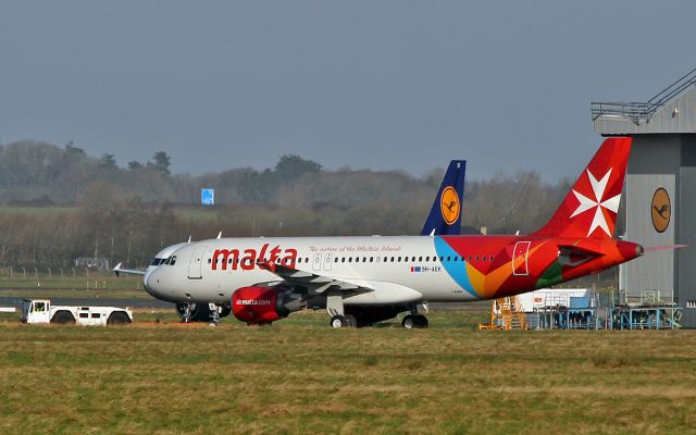 Airbus A320 (9H-AEK) - air malta a320-214 9h-aek at shannon 11/1/17.