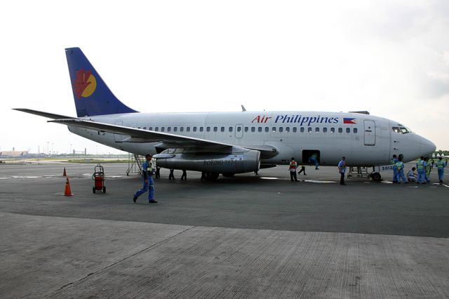 Boeing 737-200 (RP-C3012)