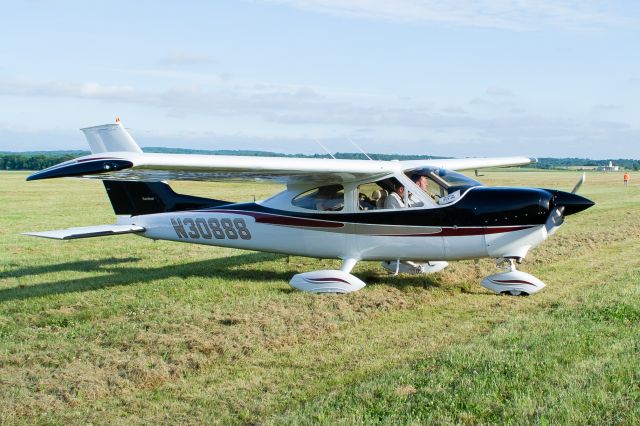 Cessna Cardinal (N30888) - Taken at 2015 AOPA Barnstormers Party