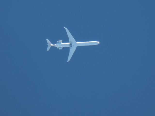 Canadair Regional Jet CRJ-900 (N951LR)