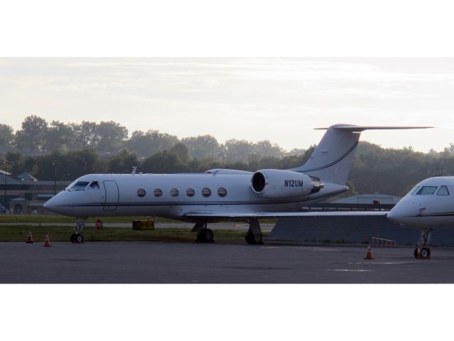 Gulfstream Aerospace Gulfstream IV (N12UM) - A great business jet!