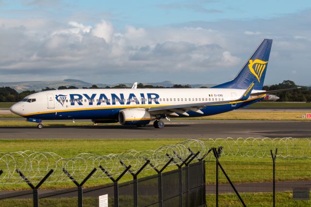 Boeing 737-700 (EI-ENG)