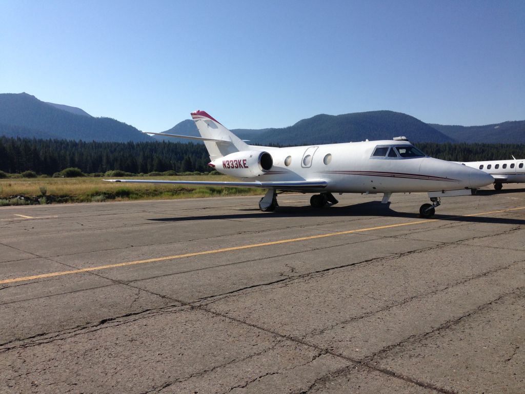 Dassault Falcon 10 (N333KE)