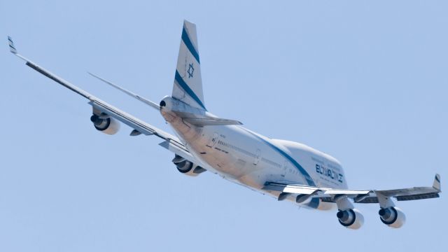 Boeing 747-400 (4X-ELC)