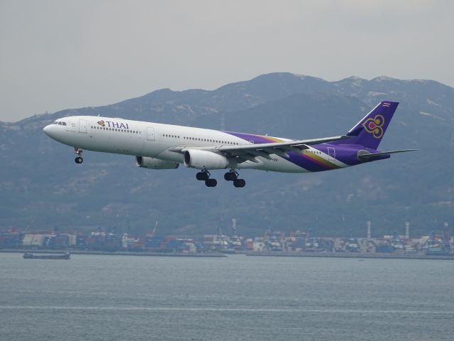 Airbus A330-300 (HS-TBG)