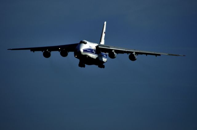 Antonov An-12 (RA-82044)