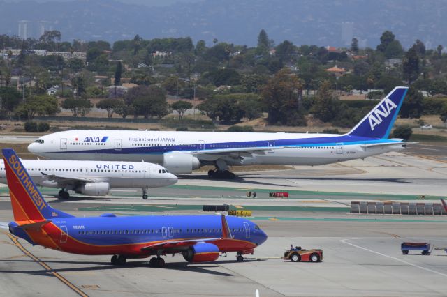 BOEING 777-300ER (JA778A)