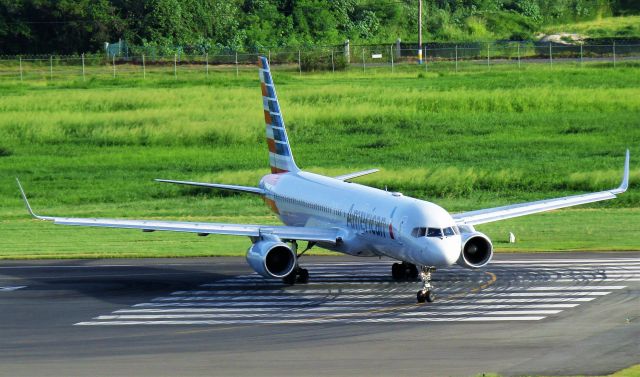 Boeing 757-200 (N190AA)